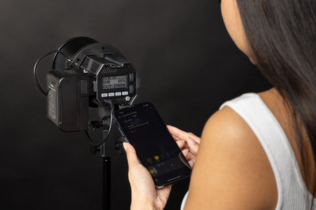 Candela- & VIBE-App: So einfach können Sie unsere Dauerlicht-Serien mit dem Smartphone steuern